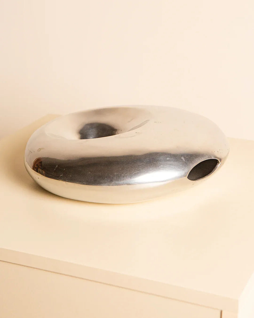 1980s Aluminum Circle Vase - Image 3